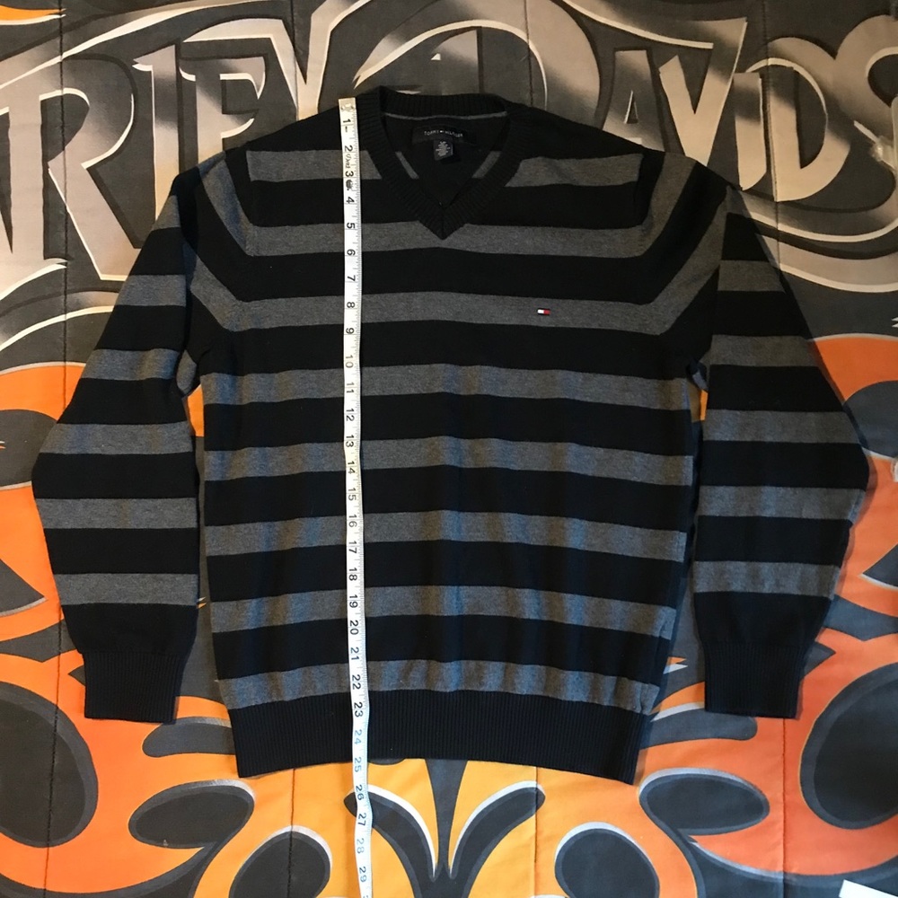 Tommy Hilfiger sweaters 2 size Sm